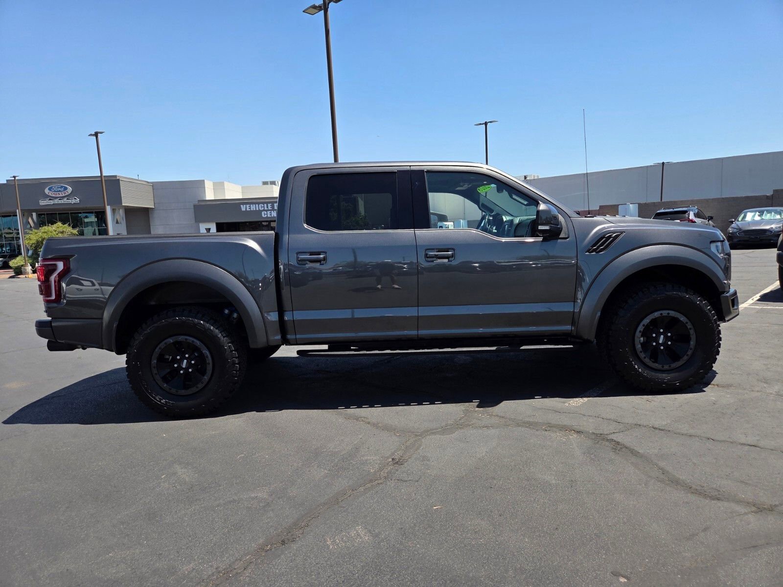 Certified 2018 Ford F150 Raptor w/ Equipment Group 802A Luxury AWD/4WD image 7