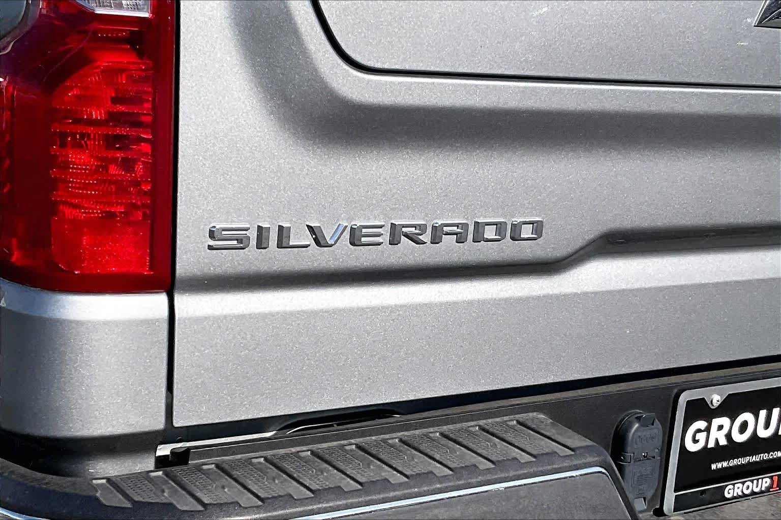 Used 2025 Chevrolet Silverado 1500 LT AWD/4WD image 10