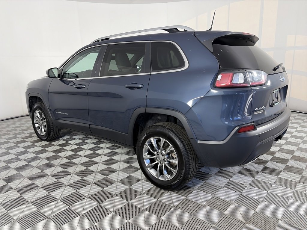 Used 2021 Jeep Cherokee Latitude Lux w/ Comfort/Convenience Group image 3