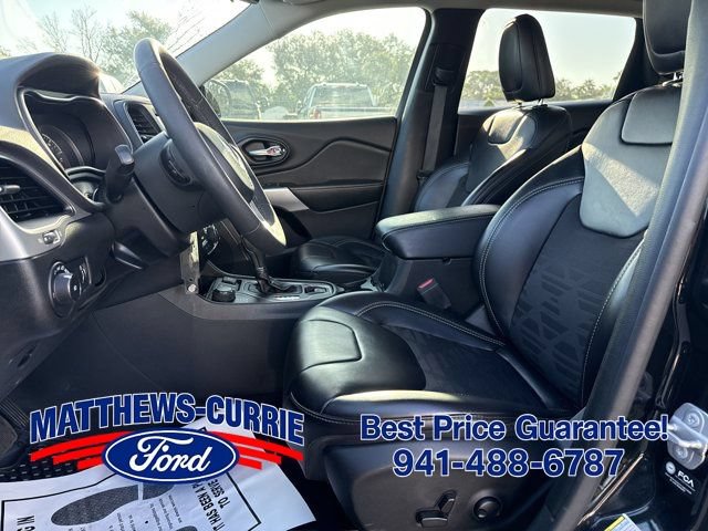 Used 2022 Jeep Cherokee Latitude w/ Trailer Tow Group AWD/4WD image 8