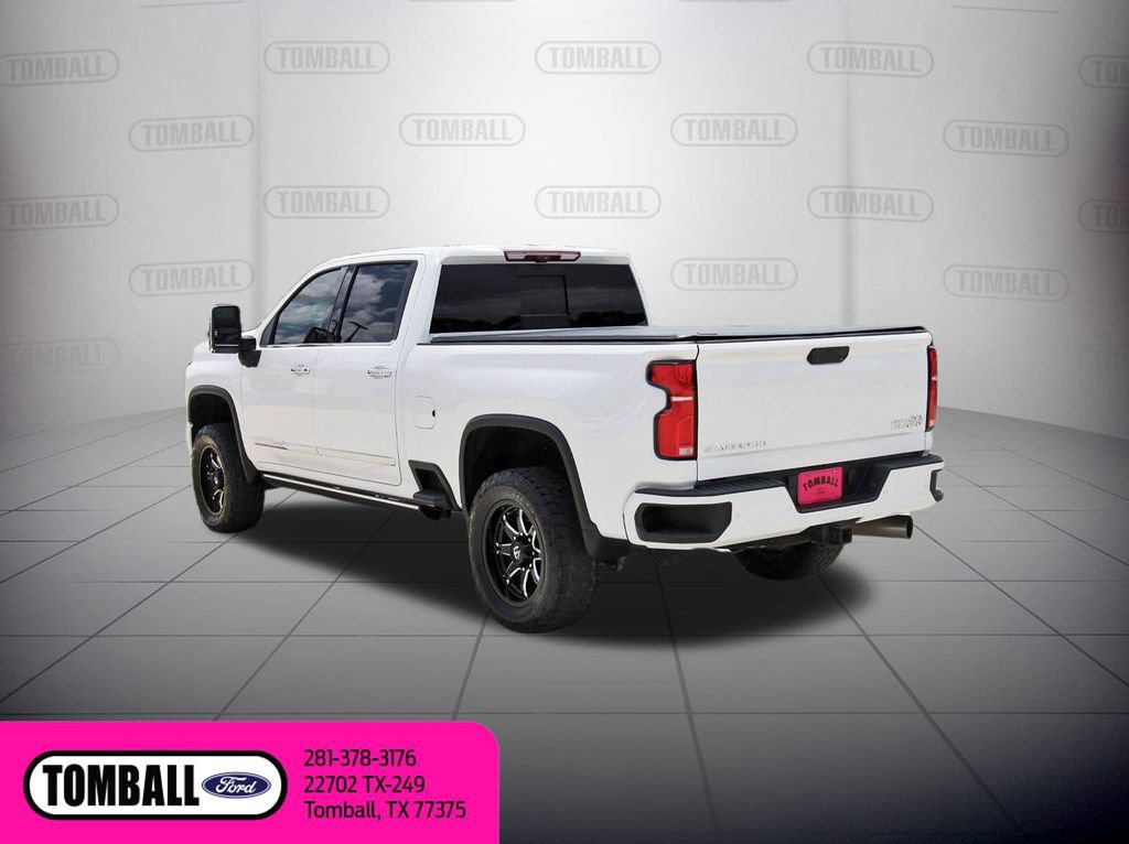 Used 2024 Chevrolet Silverado 2500 High Country w/ Technology Package AWD/4WD image 6