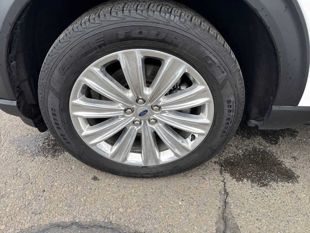 Certified 2022 Ford Explorer Limited w/ Hybrid Equipment Group 310A image 43