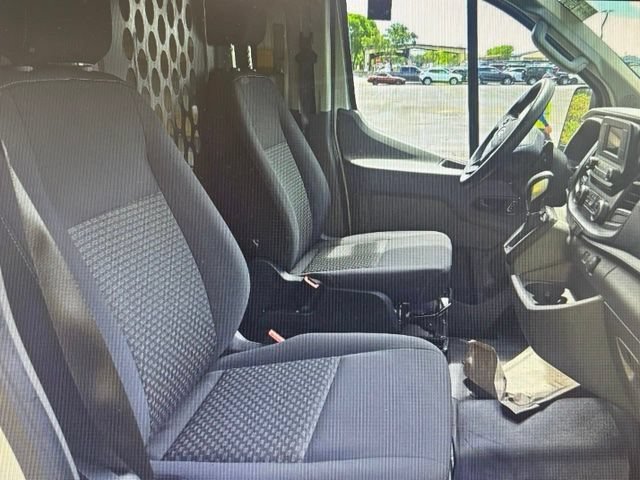 Certified 2025 Ford Transit 250 Low Roof w/ Exterior Upgrade Package RWD image 3