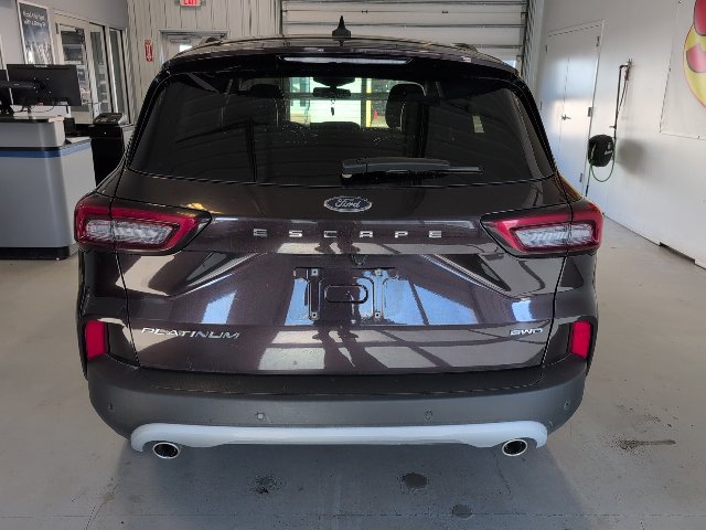 Certified 2023 Ford Escape Platinum AWD/4WD image 4