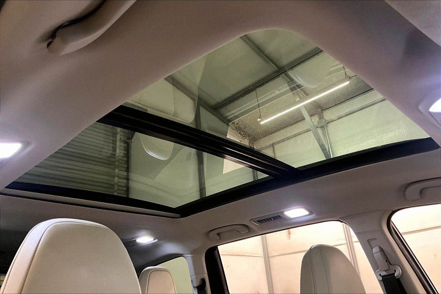 Used 2023 Subaru Ascent Limited w/ Technology Package image 21