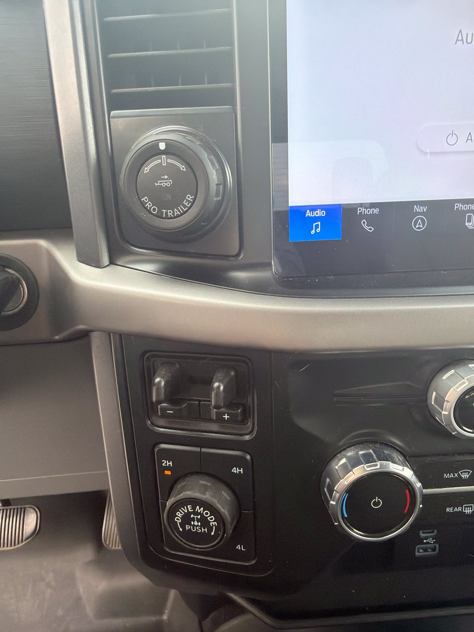 Certified 2024 Ford F150 XLT AWD/4WD image 7