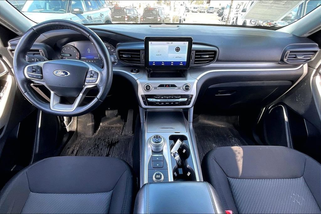 Certified 2022 Ford Explorer XLT w/ Class IV Trailer Tow Package image 13