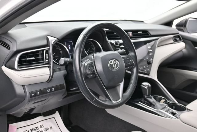 Used 2019 Toyota Camry SE w/ Audio Package FWD image 15