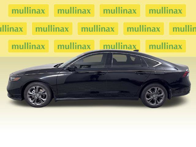 Used 2023 Honda Accord EX image 12