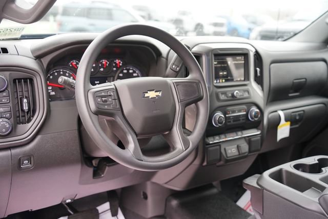 Used 2025 Chevrolet Silverado 1500 W/T w/ Trailering Package image 8