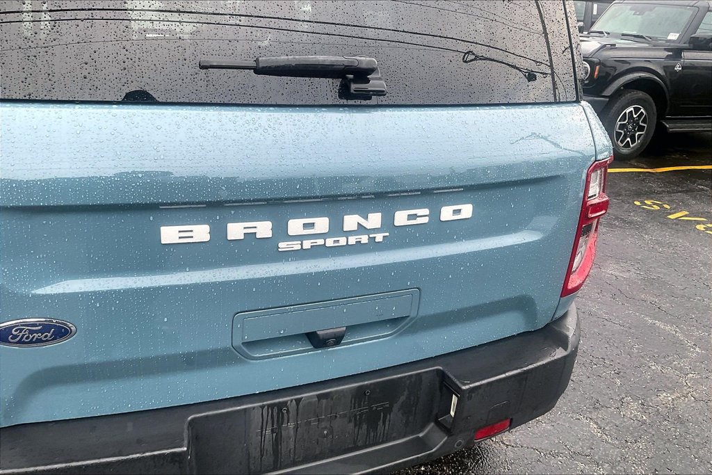 Certified 2023 Ford Bronco Sport Outer Banks w/ Tech Package AWD/4WD image 31