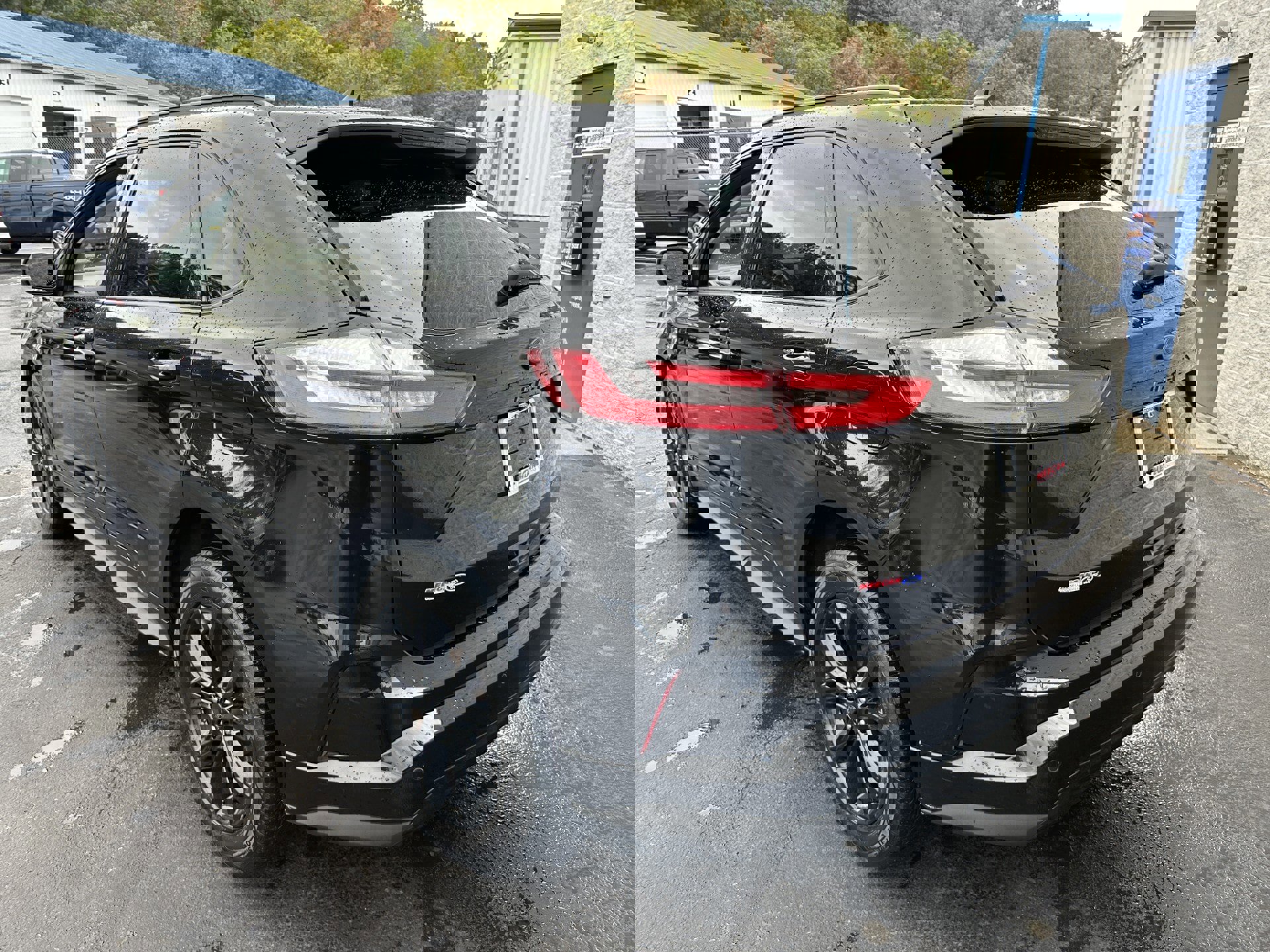 Certified 2022 Ford Edge SE w/ Black Appearance Package image 5