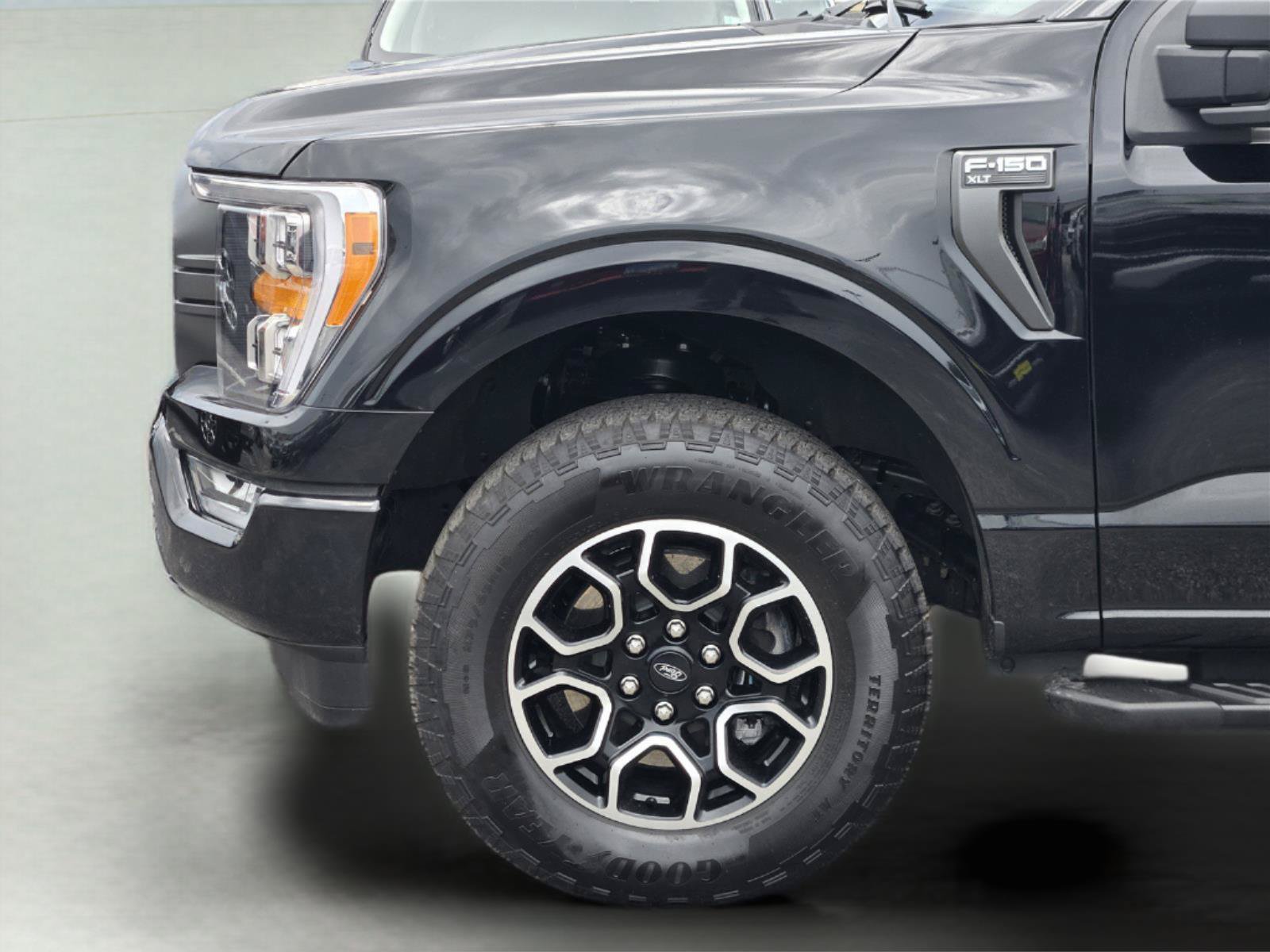 Certified 2023 Ford F150 XLT w/ Equipment Group 302A High AWD/4WD image 9