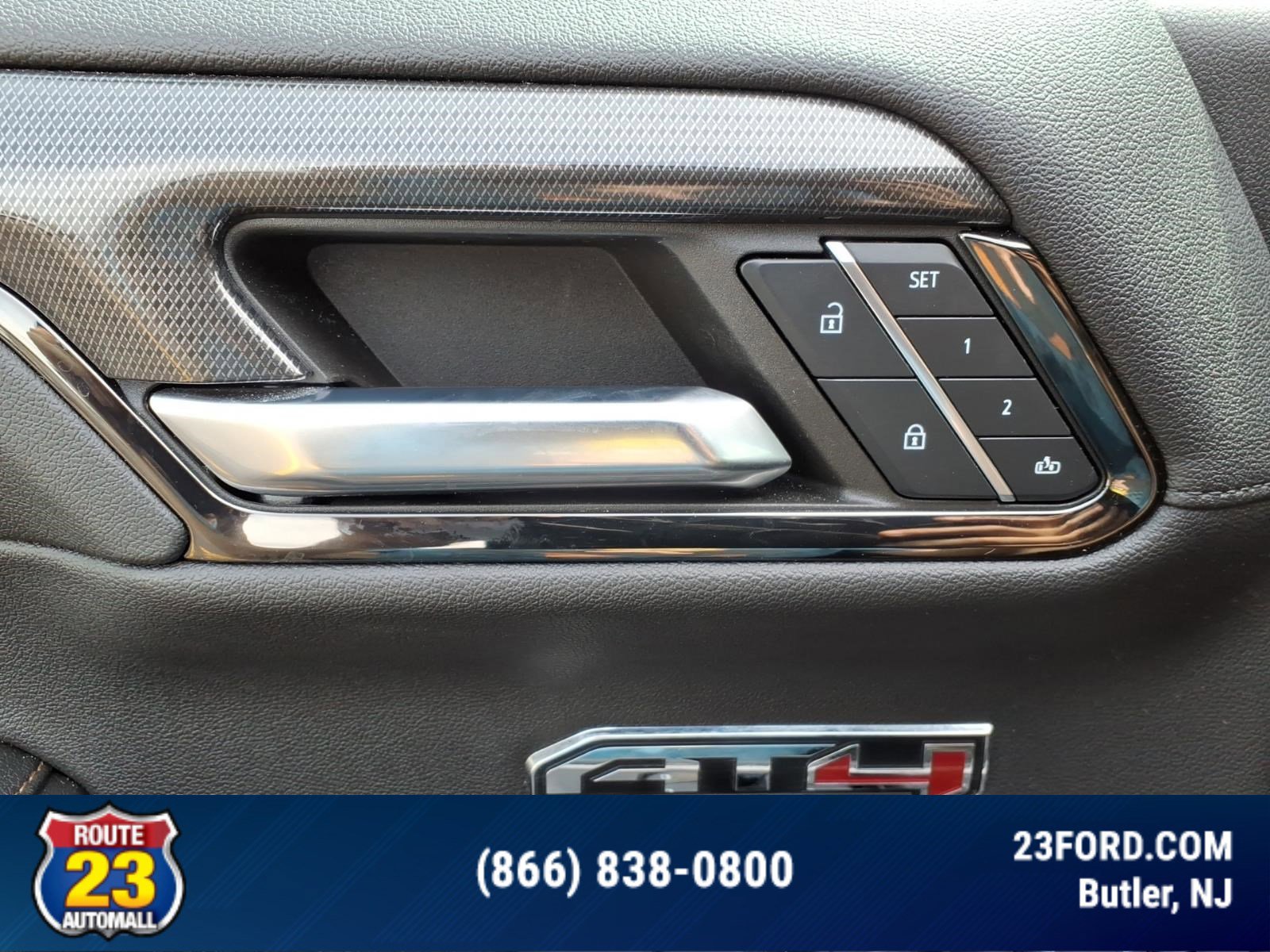 Used 2023 GMC Sierra 1500 AT4 w/ AT4 Premium Package AWD/4WD image 13