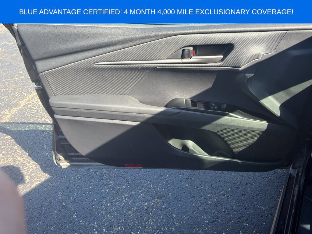 Used 2025 Toyota Camry SE FWD image 12