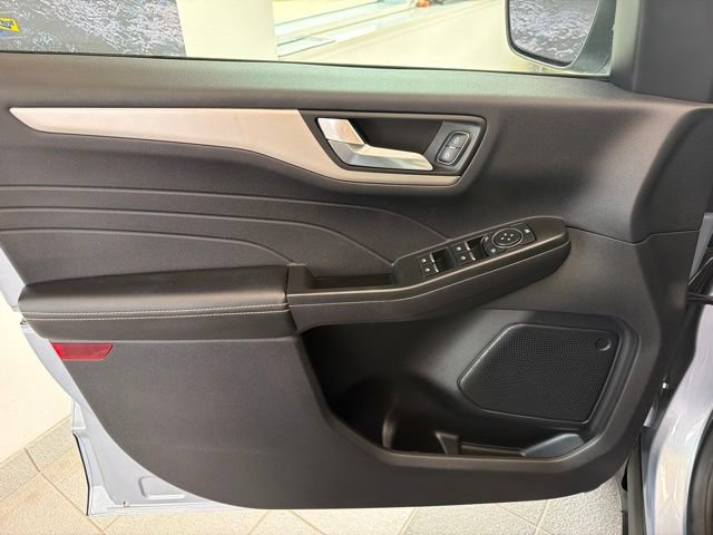 Certified 2022 Ford Escape SEL AWD/4WD image 16