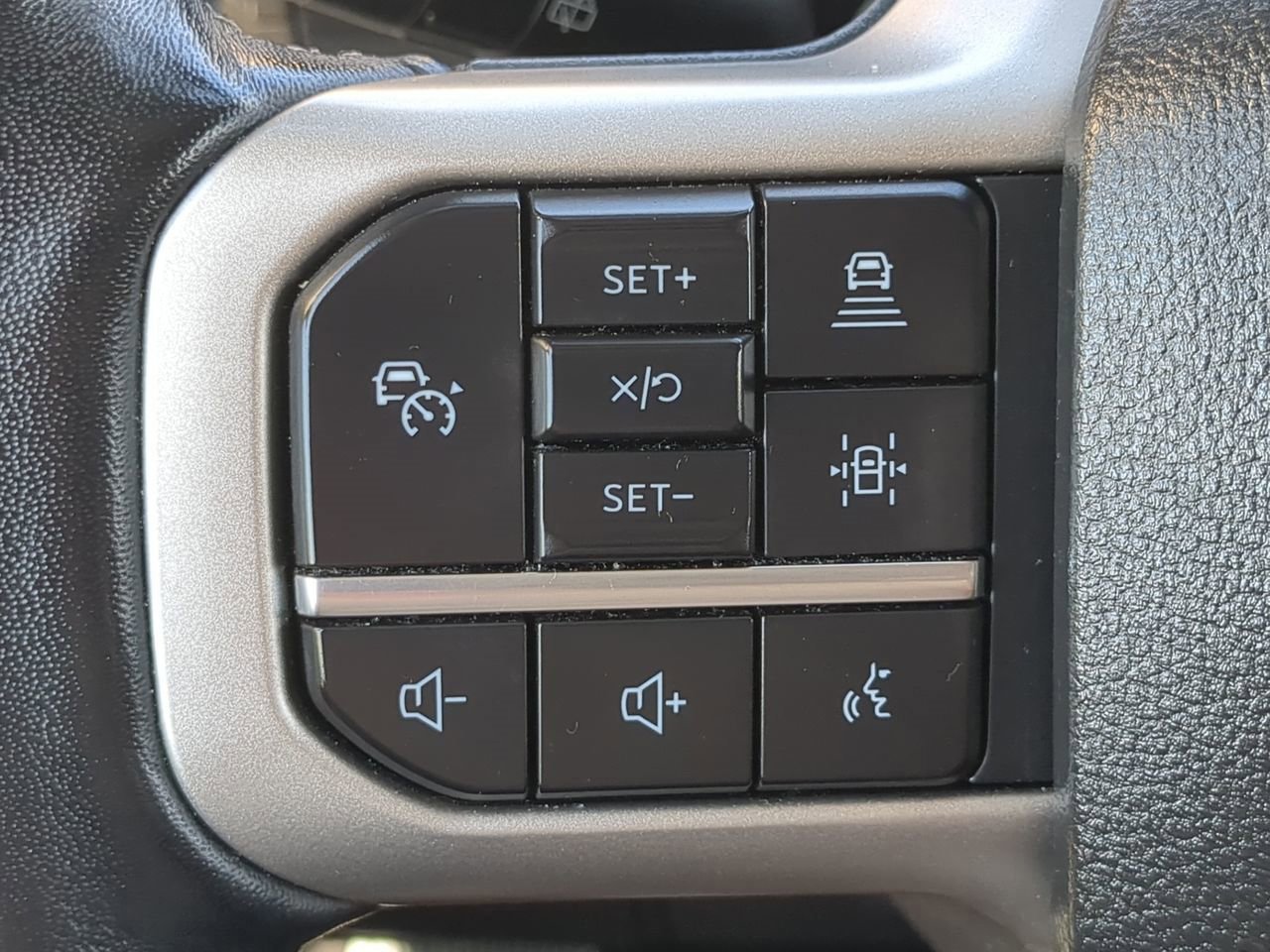 Certified 2022 Ford Expedition Max Limited image 26