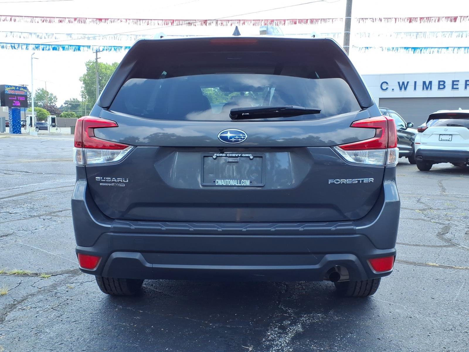 Used 2023 Subaru Forester Premium AWD/4WD image 15