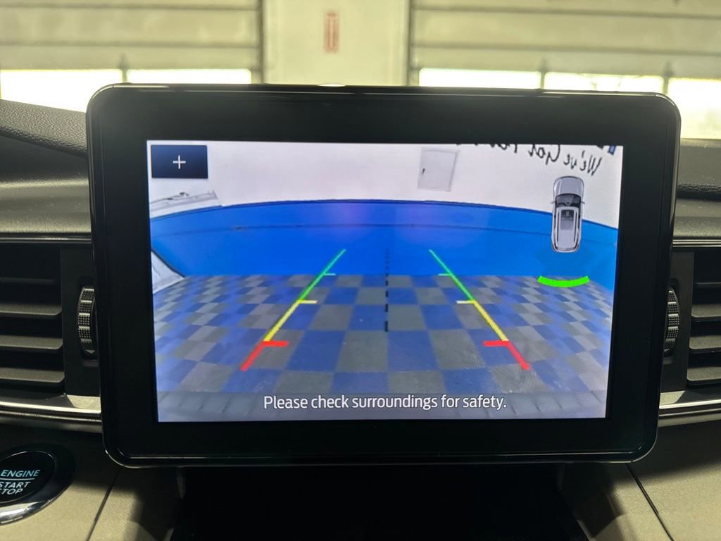 Certified 2022 Ford Explorer XLT w/ Equipment Group 202A image 24