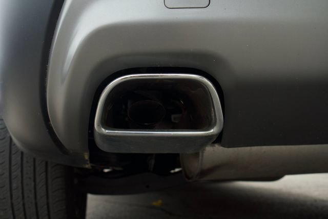 Used 2022 Jeep Cherokee Limited AWD/4WD image 15