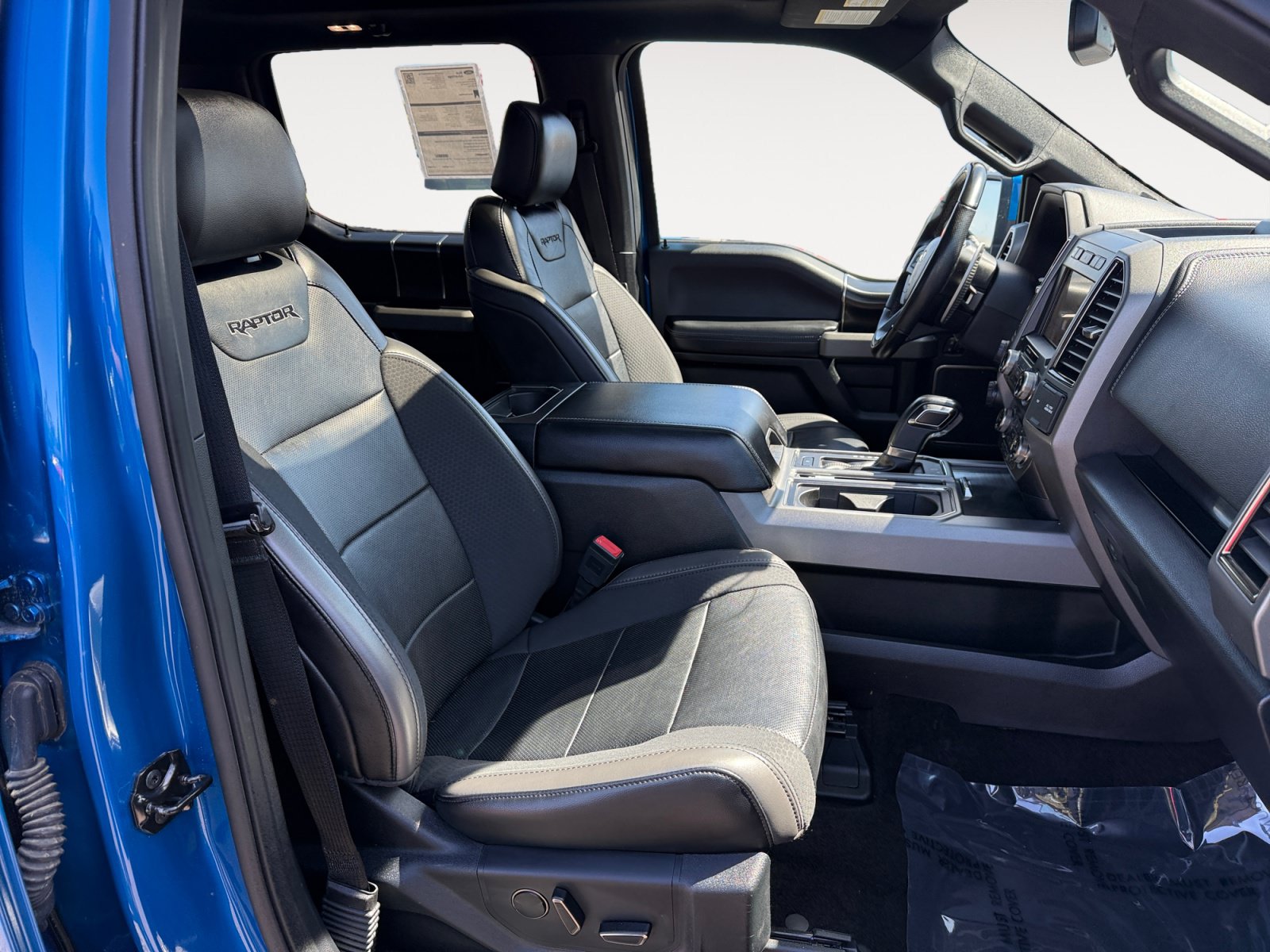 Certified 2019 Ford F150 Raptor w/ Equipment Group 802A Luxury AWD/4WD image 19
