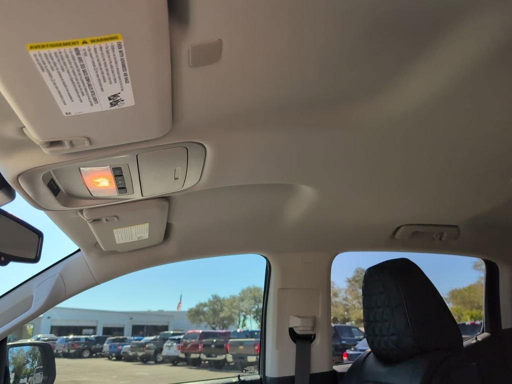 Used 2022 Chevrolet Colorado LT w/ LT Convenience Package image 10