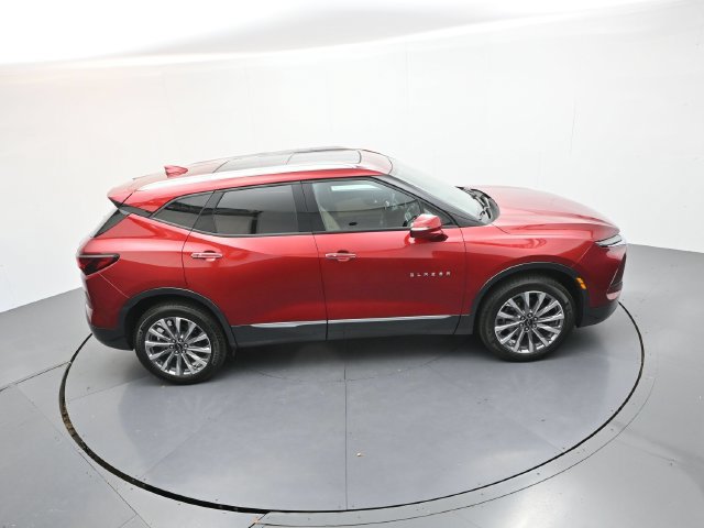 Used 2024 Chevrolet Blazer Premier w/ Driver Confidence II Package FWD image 27