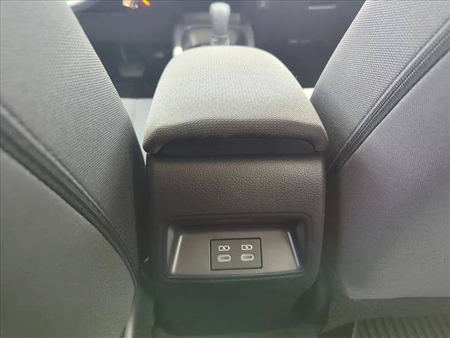 Used 2025 Toyota Corolla LE FWD image 19