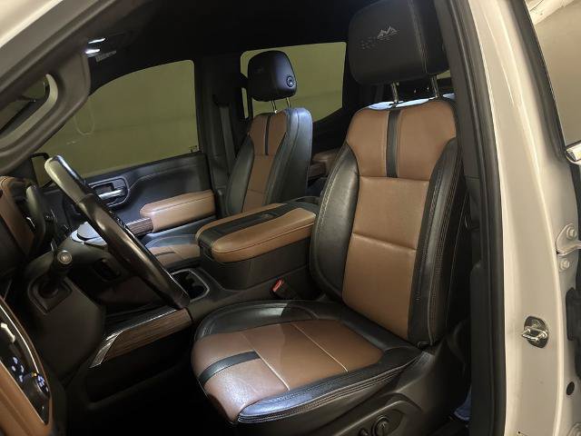 Used 2021 Chevrolet Silverado 1500 High Country w/ Technology Package RWD image 18