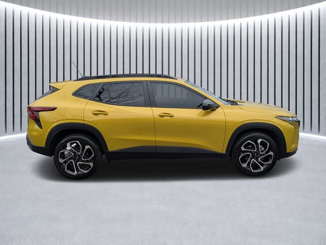 Used 2024 Chevrolet Trax RS w/ Sunroof Package image 5