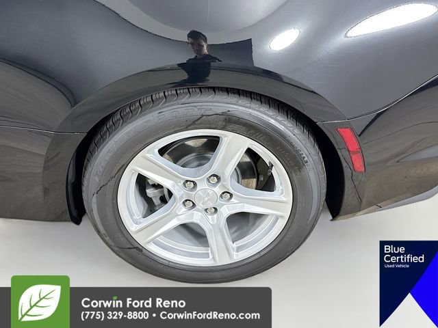 Used 2024 Chevrolet Camaro LT RWD image 30