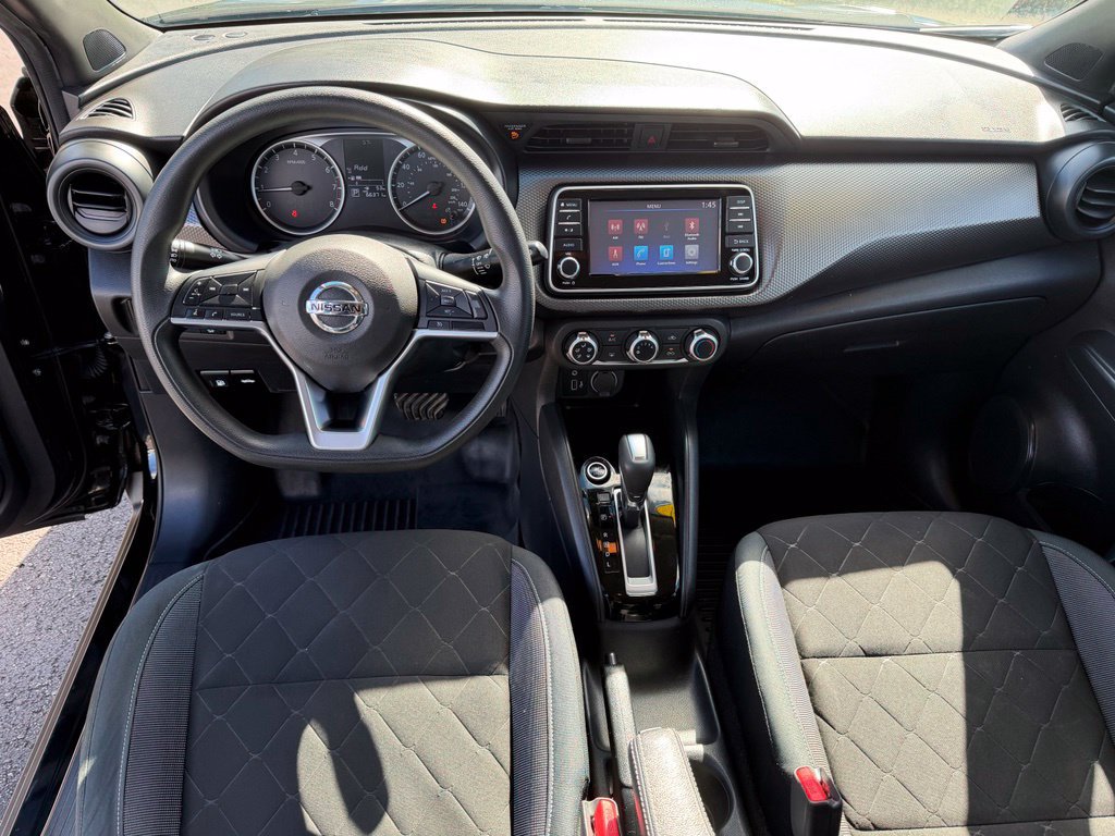 Used 2020 Nissan Kicks S FWD image 27