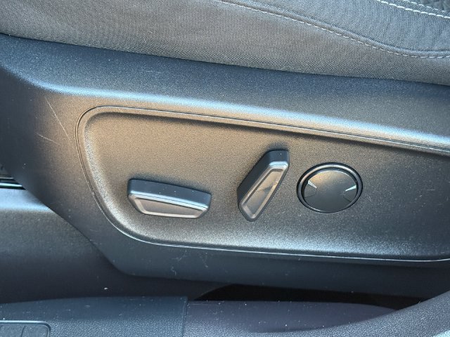 Certified 2023 Ford Escape Active AWD/4WD image 4