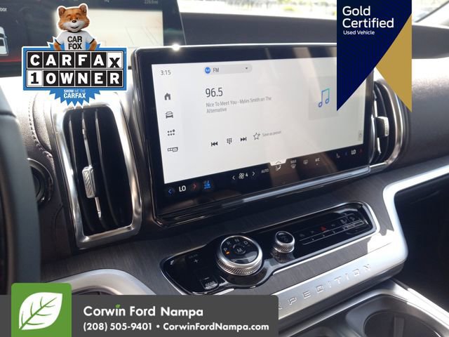 Certified 2025 Ford Expedition Platinum w/ Platinum Ultimate Package AWD/4WD image 18