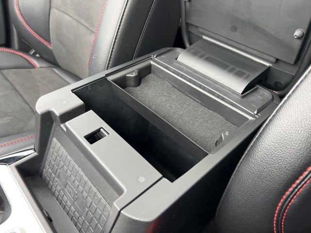 Certified 2023 Ford Explorer ST-Line w/ Class IV Trailer Tow Package image 19