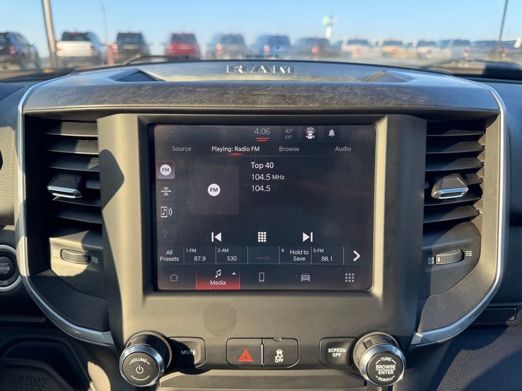 Used 2024 RAM 2500 Big Horn AWD/4WD image 18