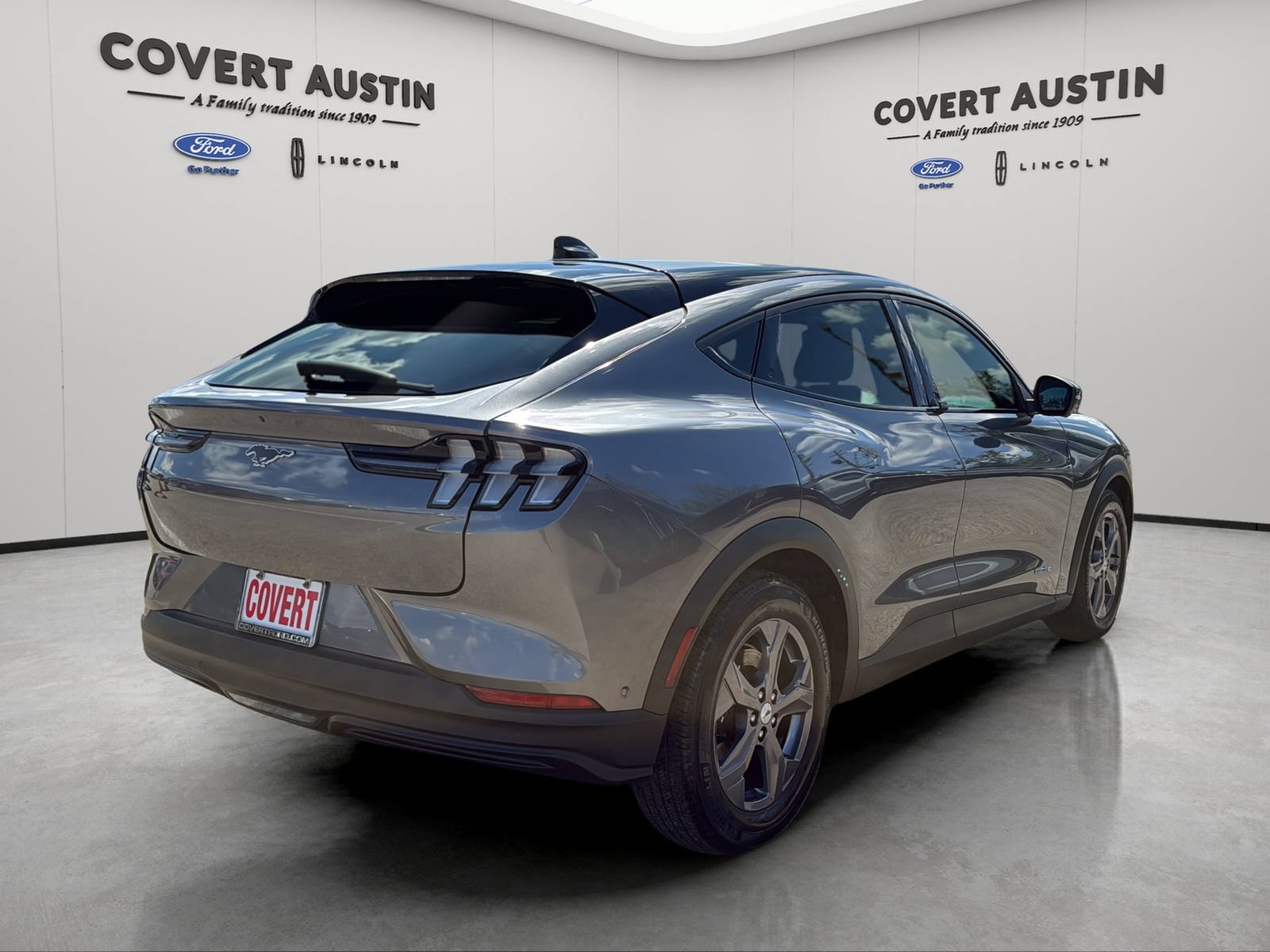 Certified 2023 Ford Mustang Mach-E Select RWD image 5