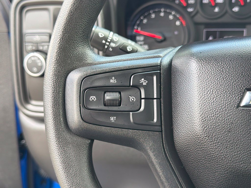Used 2025 Chevrolet Silverado 1500 Custom RWD image 29