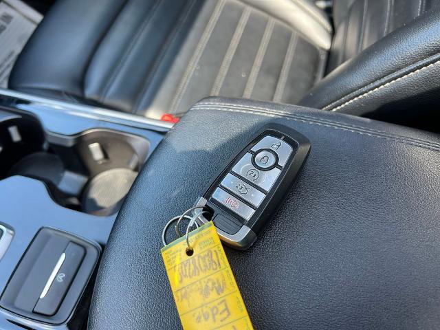 Certified 2019 Ford Edge SEL w/ Equipment Group 201A FWD image 30