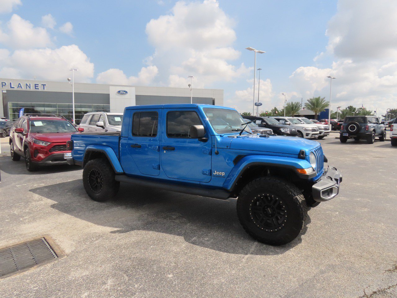 Used 2022 Jeep Gladiator Overland w/ Popular Equipment Package AWD/4WD image 6