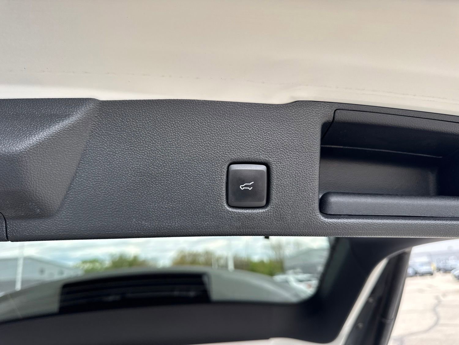 Certified 2023 Ford Escape Platinum AWD/4WD image 37
