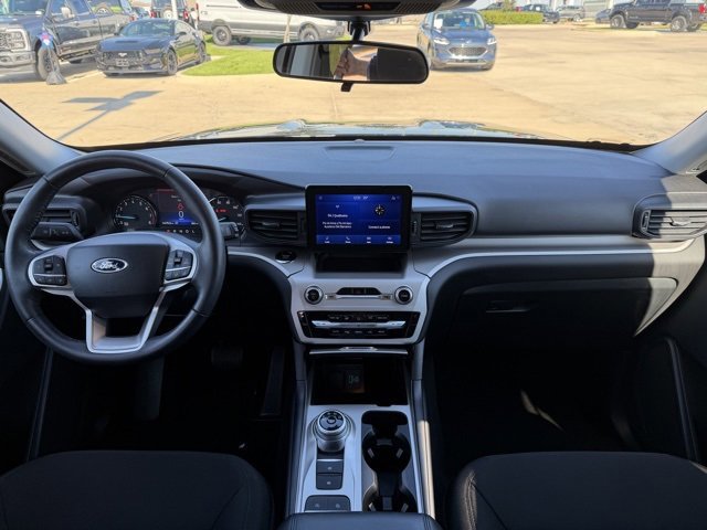 Certified 2024 Ford Explorer XLT image 23