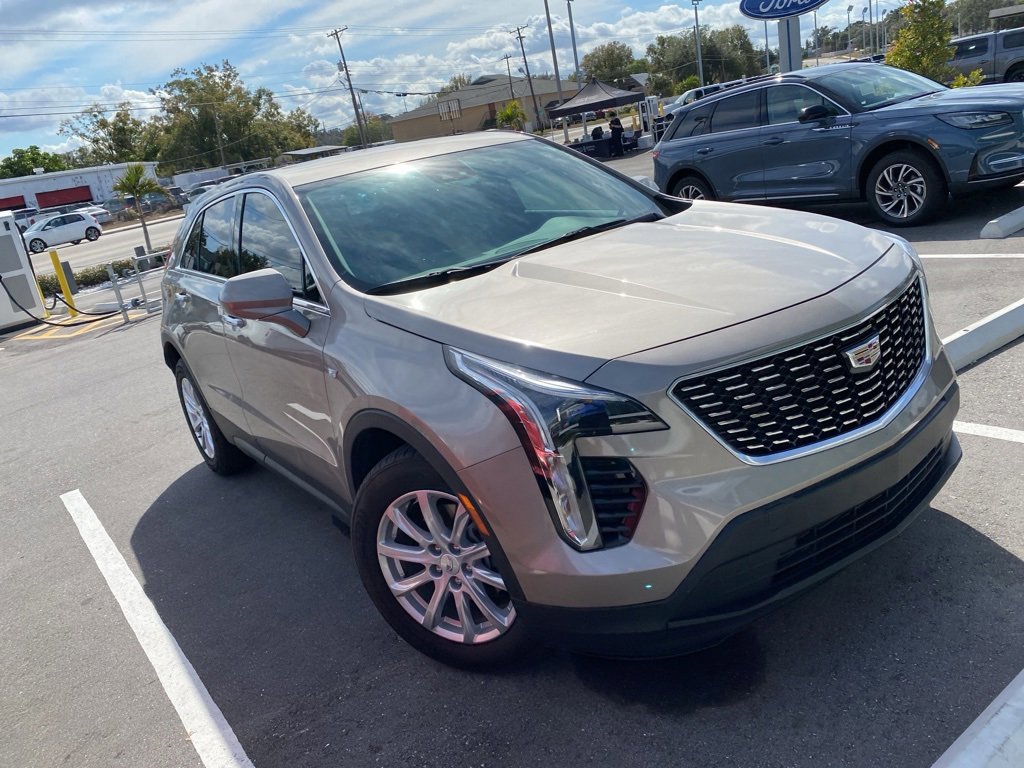 Used 2022 Cadillac XT4 Luxury image 3