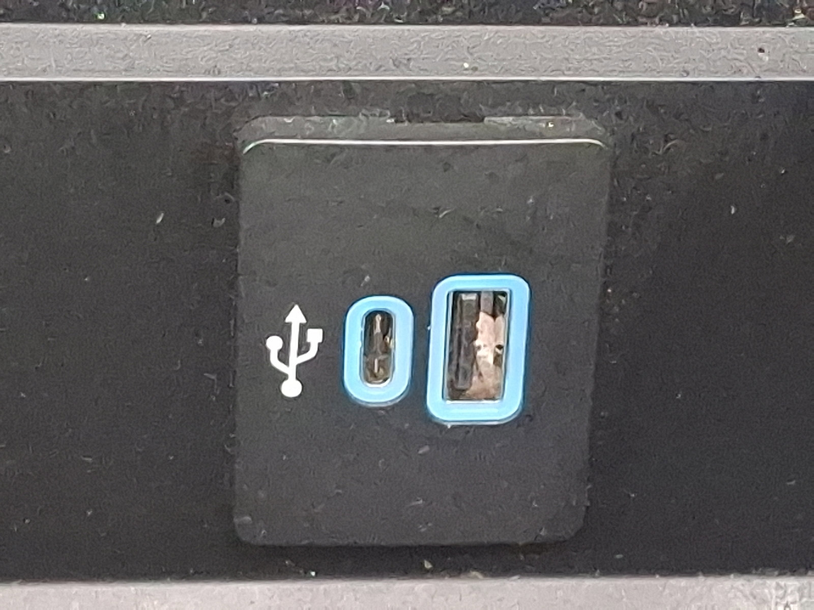 Certified 2024 Ford F250 Platinum w/ Tremor Off-Road Package image 25