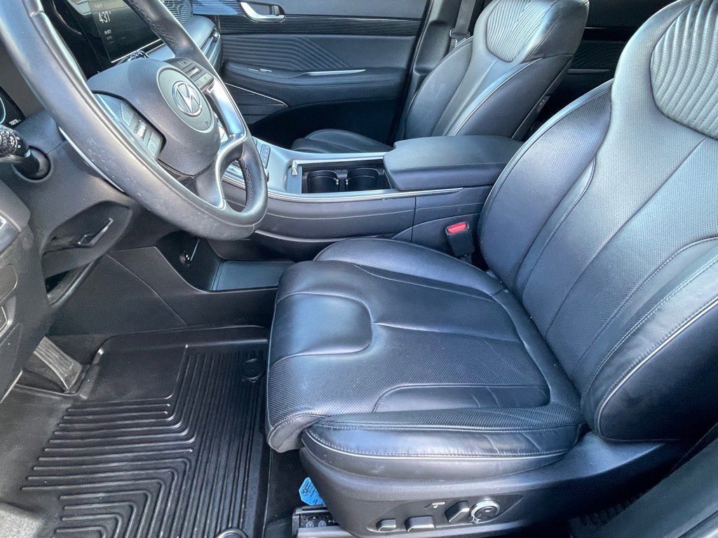 Used 2023 Hyundai Palisade Calligraphy image 16