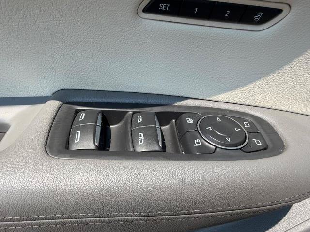 Used 2021 Cadillac XT5 Premium Luxury FWD image 20
