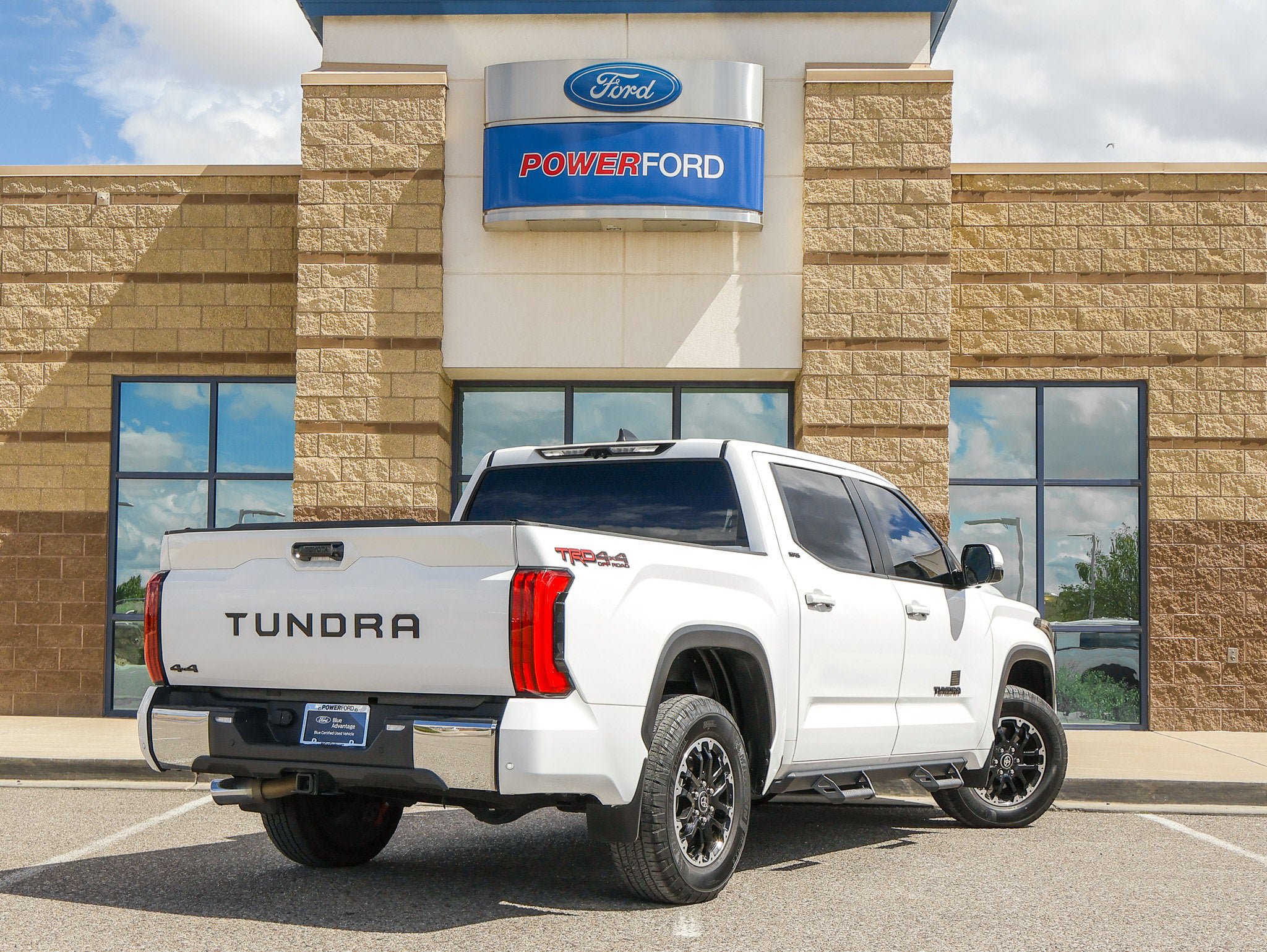 Used 2025 Toyota Tundra SR5 w/ TRD Off-Road Premium Package AWD/4WD image 6