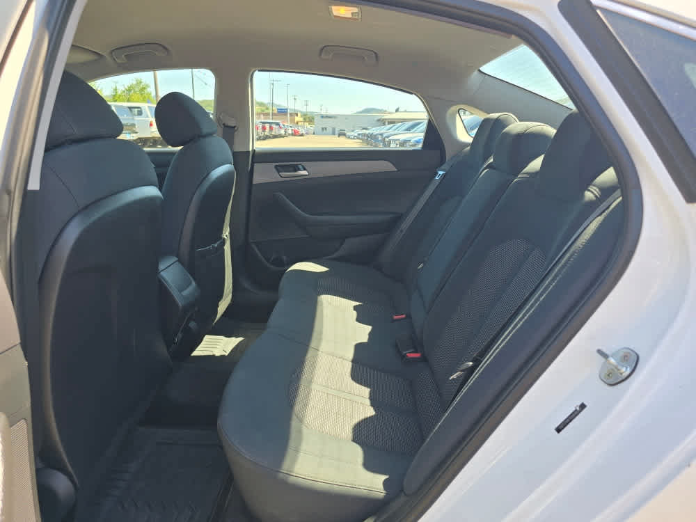 Used 2018 Hyundai Sonata SE FWD image 16