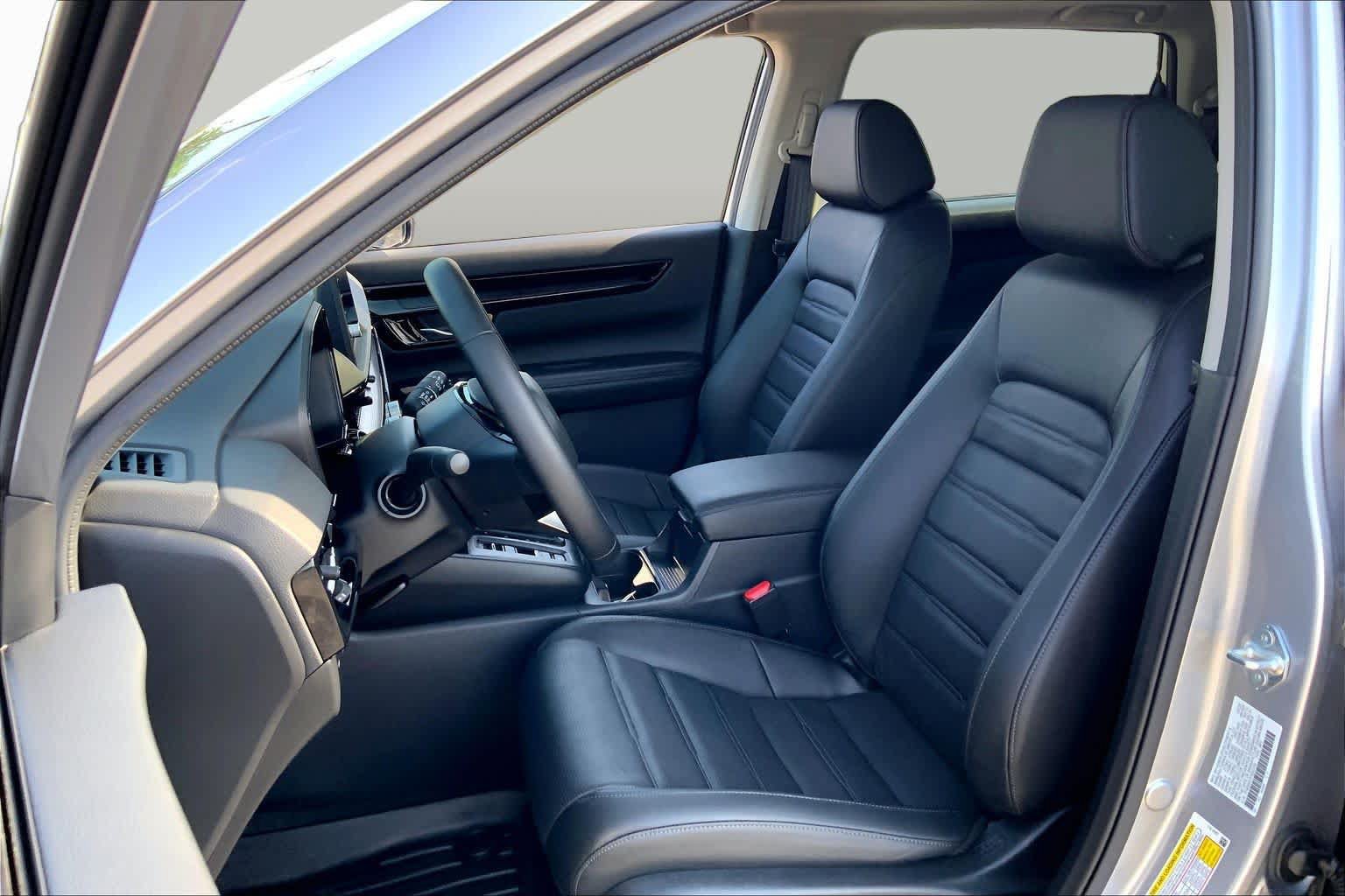 Used 2026 Honda CR-V EX-L image 8