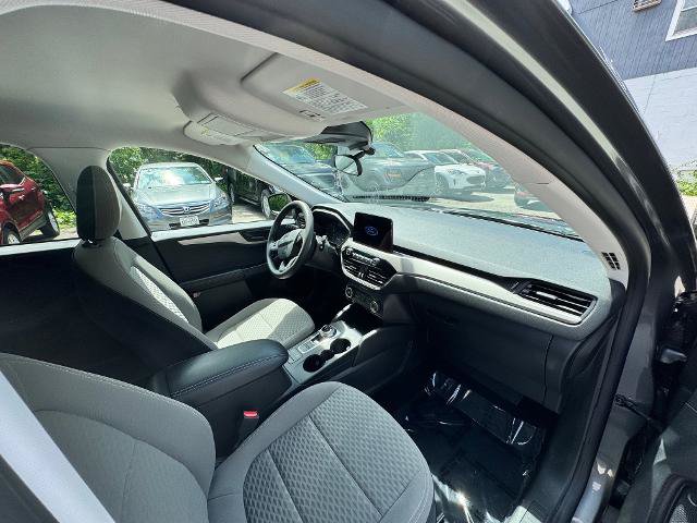 Certified 2022 Ford Escape SE AWD/4WD image 9